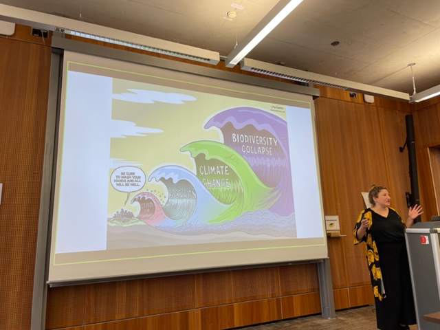 astrid_boehne's tweet photo. Kicking of the last day with a perspective on genomic forecasting by @rebekahoomen from @UniOslo @AgderUniversity who is amazingly engaged in #biodiversity #genomics @DeRGAbiodiv @erga_biodiv #dergaverse https://t.co/iS8XyNJ4zD