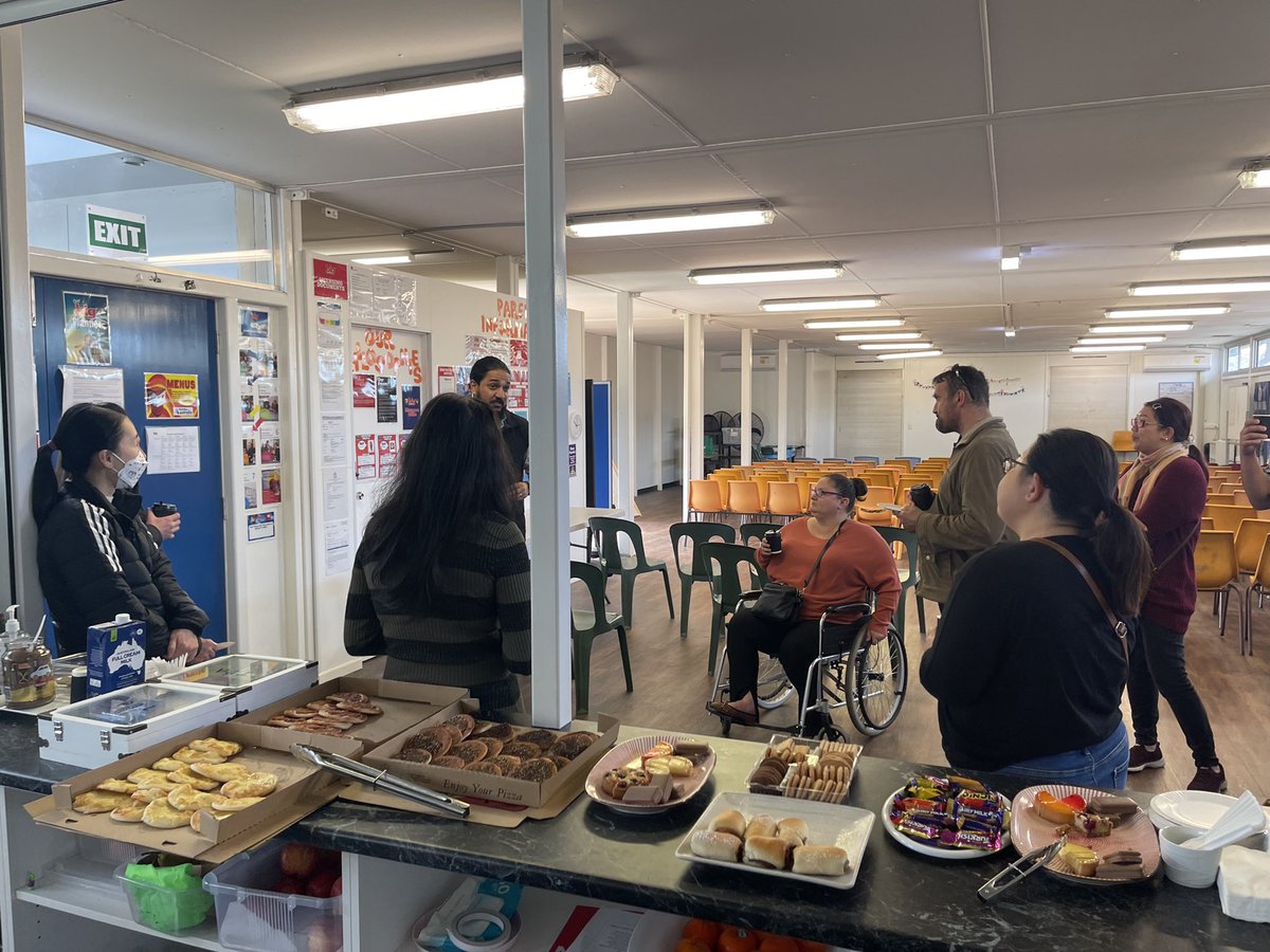 Happy SASS Week to our amazing staff <a href="/LansvaleEast/">Lansvale East Public School</a> PS that always go beyond to support us all. We thank you🥳 #lovewhereyoulearn <a href="/NSWEducation/">NSW Dept of Education</a>