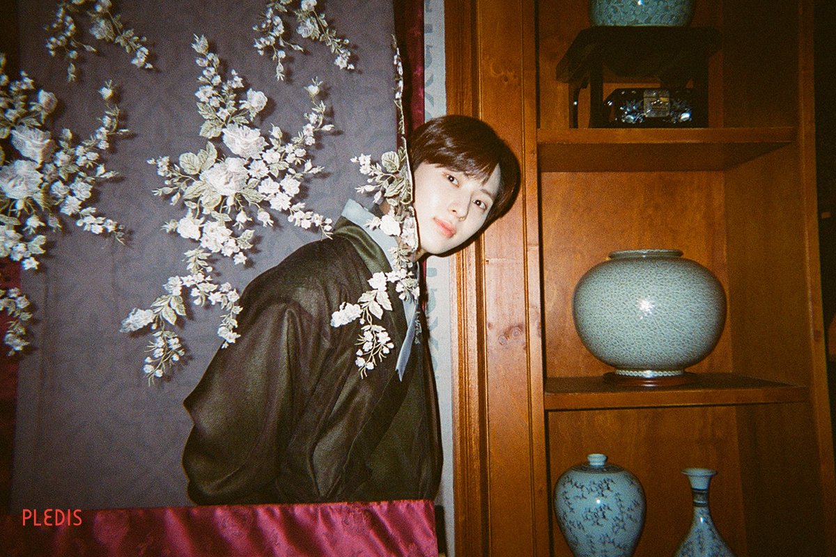 MINHYUN_PLEDIS's tweet photo. tvN 드라마 <환혼> Photo Sketch (film ver.)
📷 More photos @ https://t.co/zXndGNzUEZ

#황민현 #HWANGMINHYUN https://t.co/qJJsxCu3RL