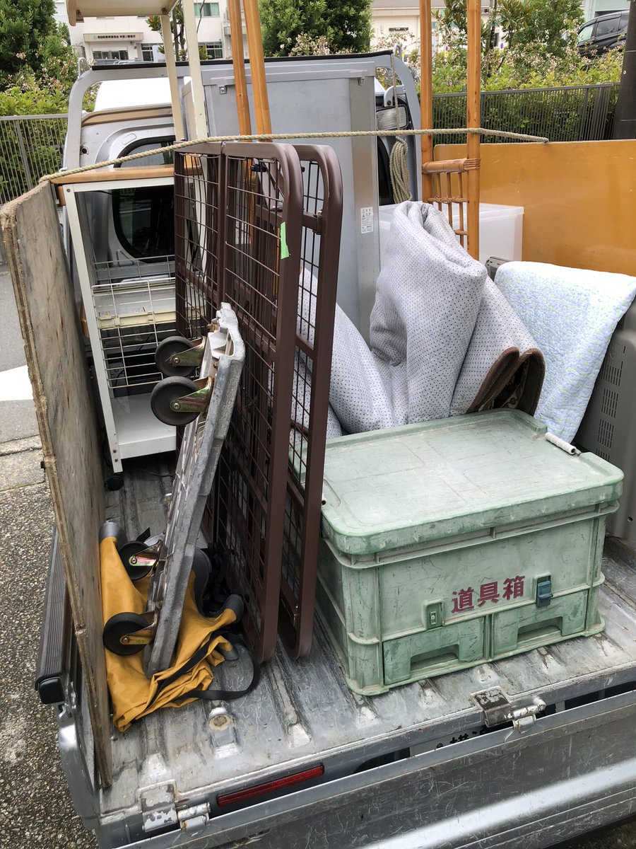 recycle_base's tweet photo. 港南区にて引越し後の不用品回収のご依頼でした♪
退去後の処分でお困りの品物をまとめて回収させていただきました😊
#不用品回収
#引越し
#リサイクルショップ
#リサイクルベース
#港南区 https://t.co/fpG17Ml5aj