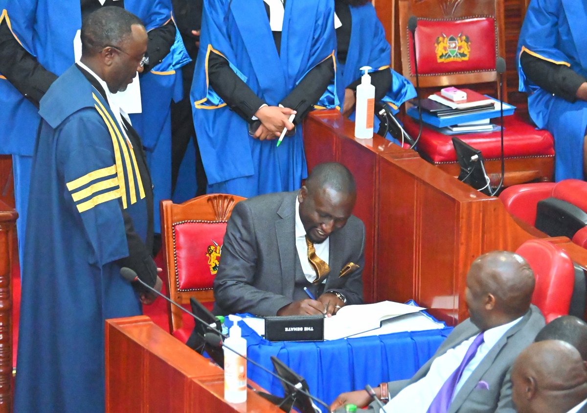 Aaroncheruiyot's tweet photo. Thank You Kericho.
I have this morning taken the oath of office to begin my third term in the Senate.
I promise to work extremely hard for county and country to ensure we improve the welfare of our people.
God bless Kenya. https://t.co/bSNdAnWHL8