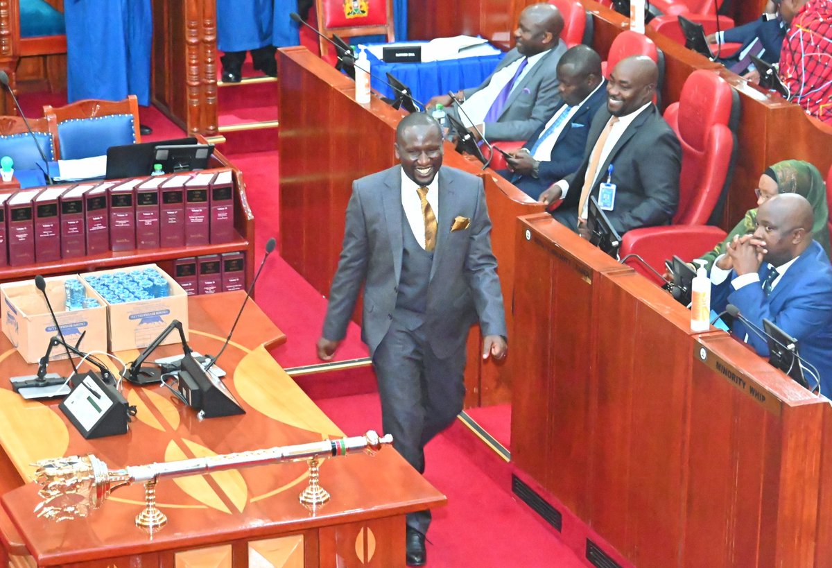 Aaroncheruiyot's tweet photo. Thank You Kericho.
I have this morning taken the oath of office to begin my third term in the Senate.
I promise to work extremely hard for county and country to ensure we improve the welfare of our people.
God bless Kenya. https://t.co/bSNdAnWHL8