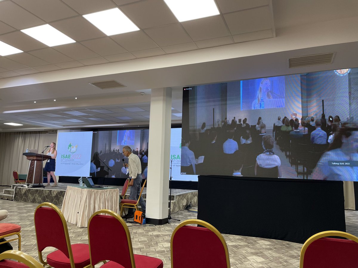 What a time to be alive! So excited to not only experience the #ISAE2022 but also #EAAP2022 in a join session on animal welfare this morning 🤩