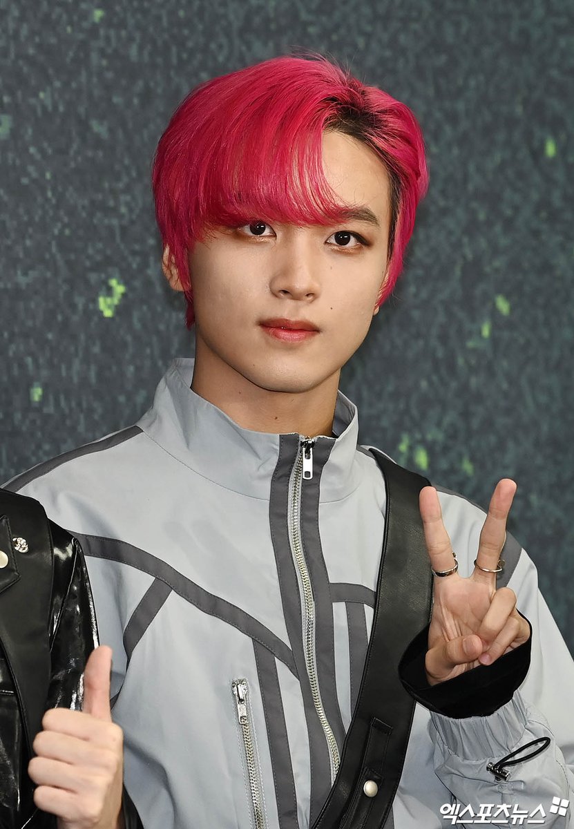 haechan_chanhae's tweet photo. 220908 드림쇼2 기자회견 기사사진 #해찬 #HAECHAN 

https://t.co/3xAhfVAcCe
https://t.co/y6hltiCtUc
https://t.co/TShzotFZUZ https://t.co/fv8oxbGAhU
