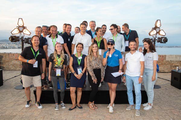 CannesIsUp's tweet photo. Nous tenons à remercier nos sponsors  qui nous ont fait confiance dans cette folle aventure du DDA5. 👏

🚀 FLEX-O
🚀 AGYCA GROUP
🚀 Travel Planet 
🚀 ICDL France 
🚀 EY Ventury Avocats
🚀 Robertet Group
🚀 Amadeus
🚀 Orange 
🚀 Région Sud https://t.co/BjZ3qVLlLe