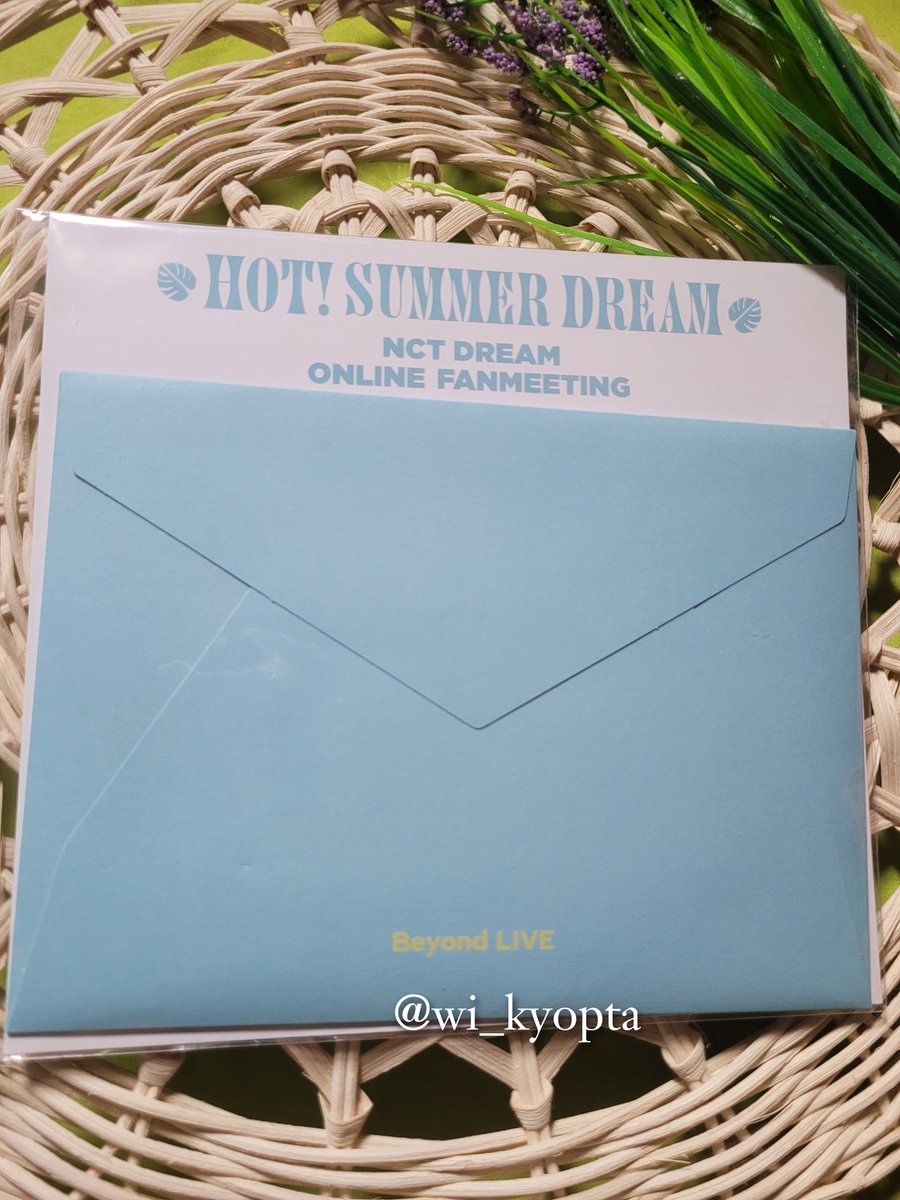 Wi_kyopta's tweet photo. Wts ✅
AR HOT SUMMER DREAM NCT DREAM ONLINE FANMEETING JENO,MARK
SEALED
shopee 9.9 https://t.co/KFJs6ar0i9