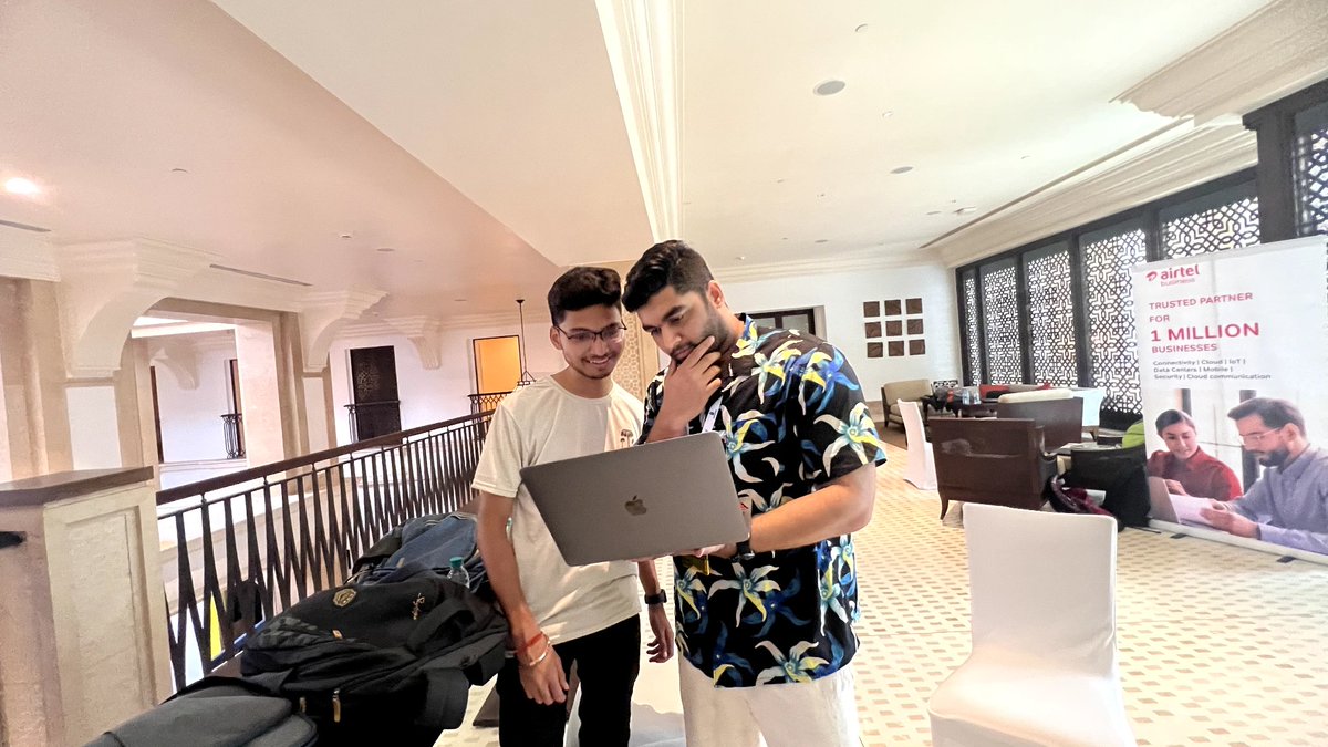 Getting amazed by <a href="/theamanrawat/">Aman Rawat</a>'s JavaScript bugs 🤯🤔🫡
#nullcon #nullcon2022 #airtelBugBounty