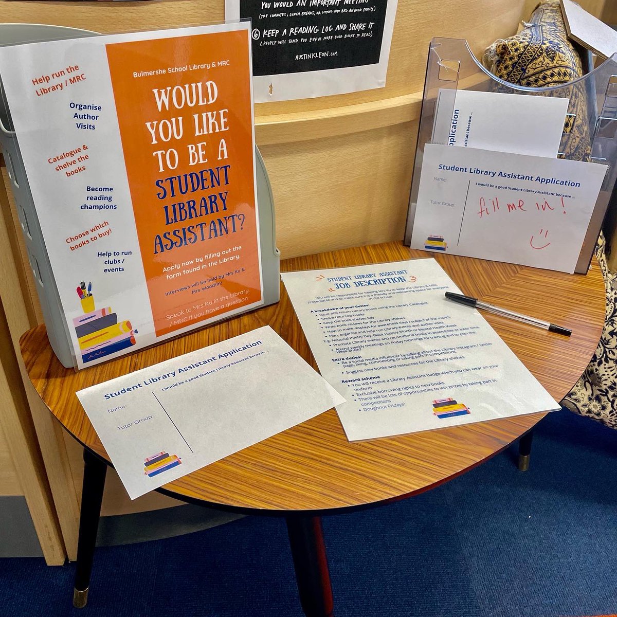 Bulmershe School Library tweet media