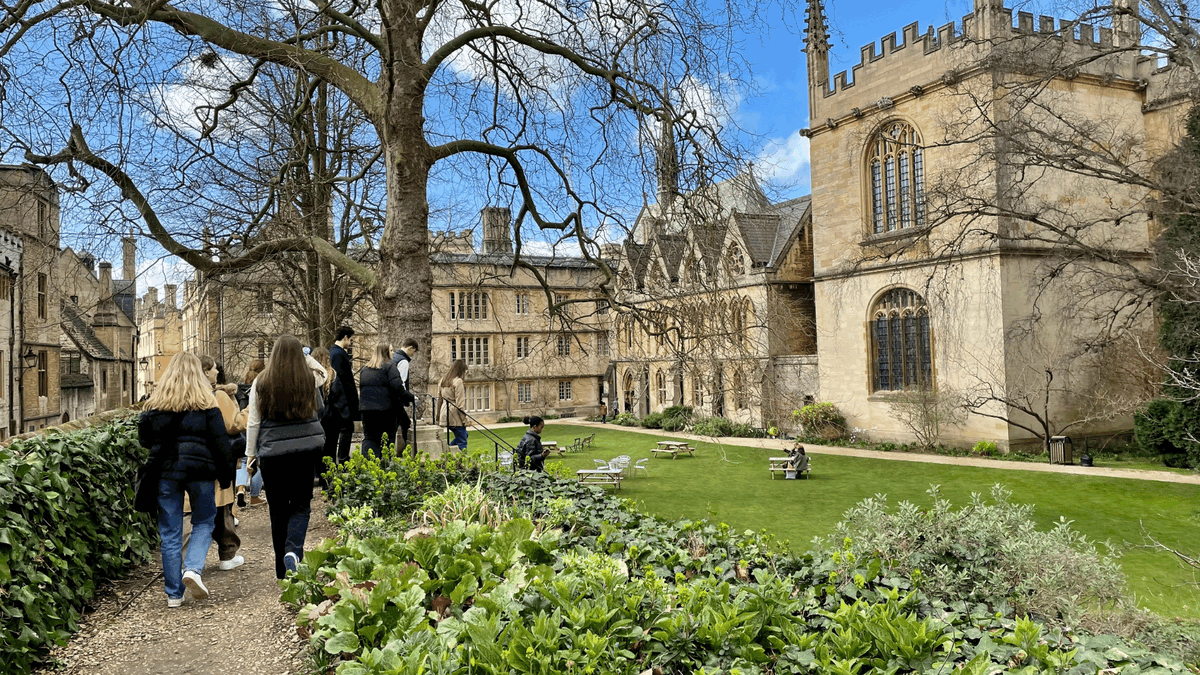 Exeter College, Oxford tweet media
