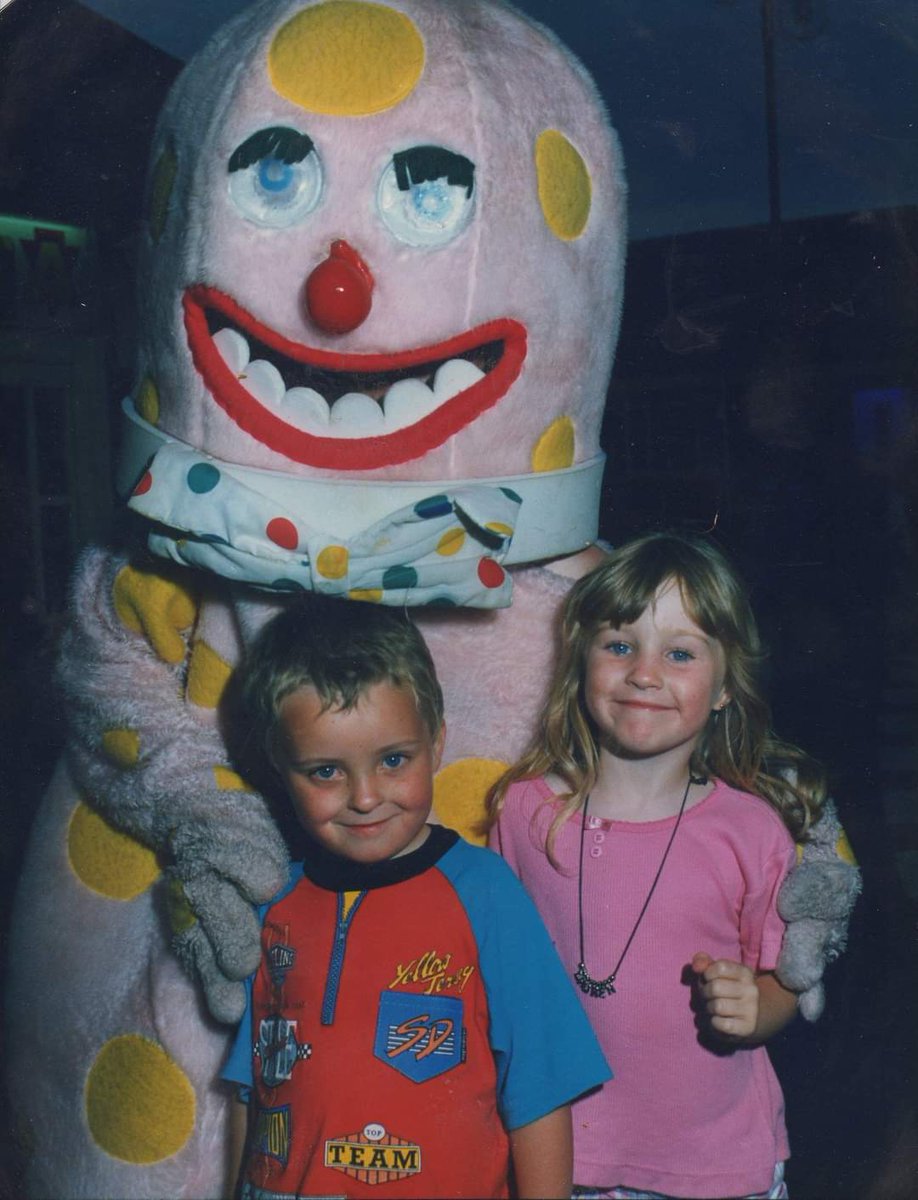 dagra2's tweet photo. Apparently as a child I met the MOST cursed Mr Blobby. https://t.co/sJL1sfNFzX