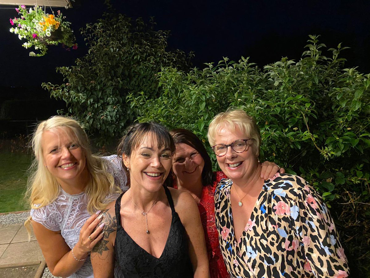 Tracey Aird tweet media