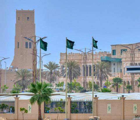 Abdulraman9's tweet photo. تعتبر مدينة السيح من المدن المهمة في المملكة العربية السعودية 
وتعد السيح المدينة الرديفة للعاصمة الرياض ويبلغ عدد سكانها ما يزيد عن نصف مليون نسمه وتقوم بدور مهم في تطوير المناطق الريفية المجاورة لها وتنظيم اقتصادياتها وتوفير الكثير من الخدمات وسبل المواصلات والاسواق وغيرها. https://t.co/KnAKEISQQA