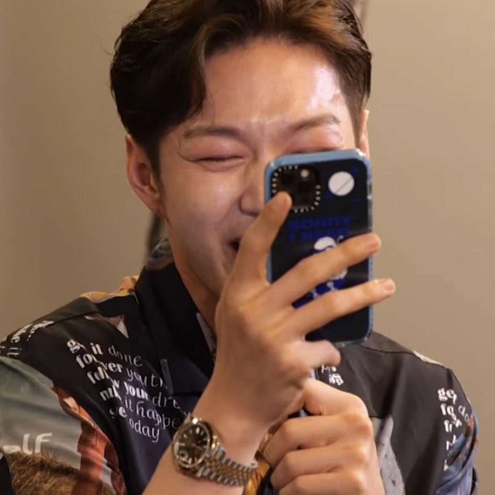 btob_fyi's tweet photo. 📱 220908 이창섭 노상어게인 케이스 정보📱

브랜드 : CASETiFY
제품명 : Sorry I need more space
색상 : 반투명시에라 블루
가격 : 58,000원
구매 사이트 : https://t.co/458kN4vtqR

#비투비 #이창섭 #창섭 #SURRENDER #서렌더 #노상어게인 https://t.co/BvB3T3QeWa