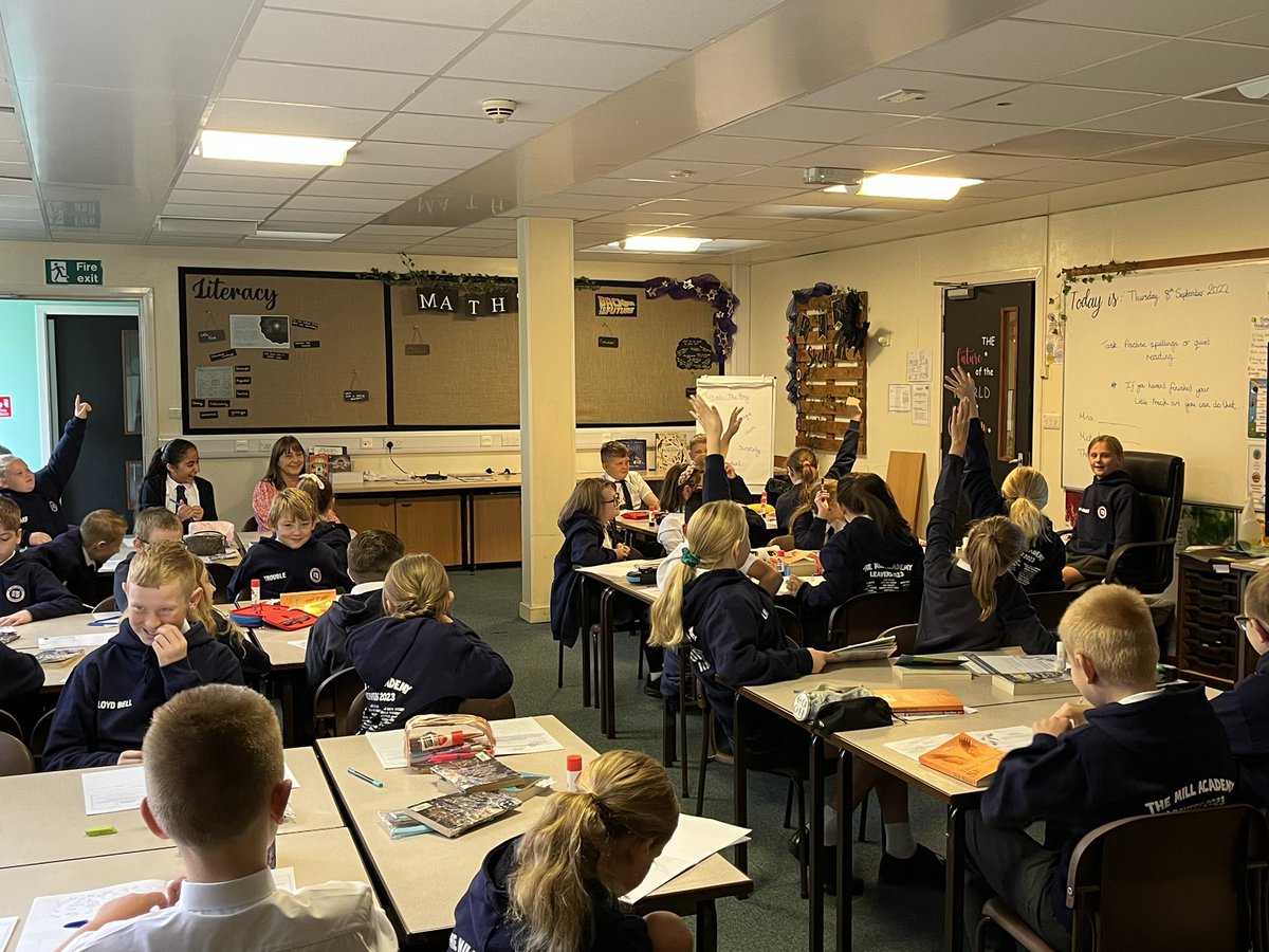 class6_mill's tweet image. We enjoyed some hot seating this morning around the characters from Skellig #themillreading #themillliteracy #skellig