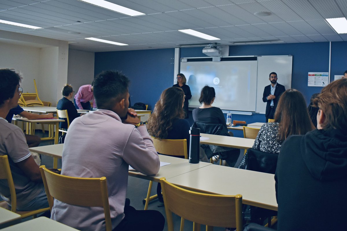 IAEAngers's tweet photo. Journée spéciale « Management et administration des entreprises » aujourd’hui ! Les Masters 2 du parcours entreprise font leur rentrée à l’#IAEAngers. Bienvenue à toutes et tous !
@UnivAngers @IAEAngers #UAformation #management #MAE #rentree #resoptimiste https://t.co/iEqJUZPEqI