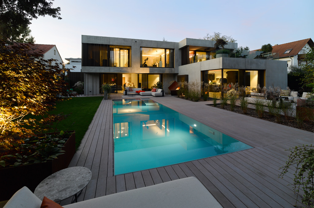 BehnckeGmbH's tweet photo. Donnerstag ist Podcast Tag. 
Heute mit Folge 51 „Luxuspools in Schwaben“.  https://t.co/nas0FhiBBf
#Behncke #podcast #fluvo #schmAlenberger #myfluvo #luxus #schwaben #poolandhome #pool #schwimmen https://t.co/JVSdWWS0GJ