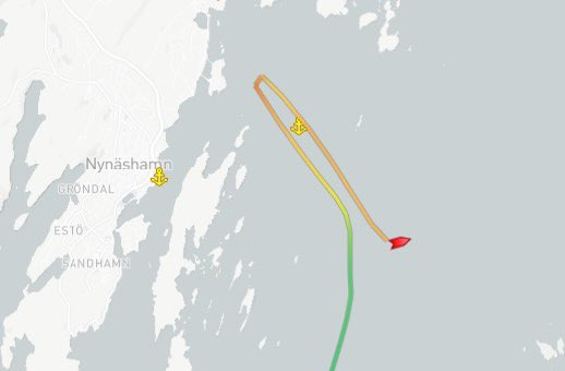 Där ni ser tankern Coral Energy, med gas från Ryssland, göra en u-sväng?
Där mötte de greenpeace skepp. ✌🏼#StopFuellingWar