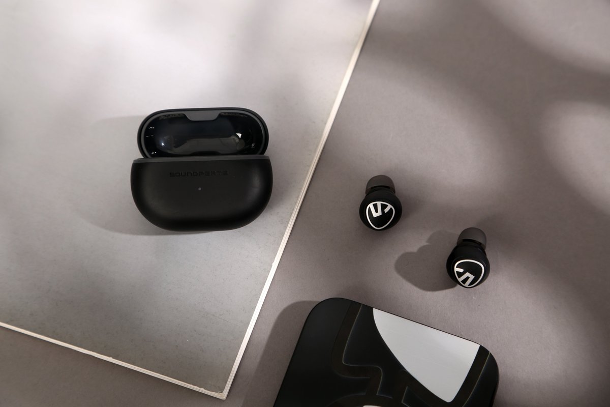 SOUNDPEATS_JP's tweet photo. /
ゲームもSOUNDPEATS Mini Proで🎧📱
\
🔷低遅延モード
🔶cVc 8.0ノイズリダクション対応
🔷装着感は軽い
思う存分ゲームを楽しもう! 🤠
https://t.co/U8vmqvVdLJ
#SOUNDPEATS #SOUNDPEATSMiniPro
#ワイヤレスイヤホン #ノイズキャンセリングイヤホン https://t.co/VluBEeVqY7