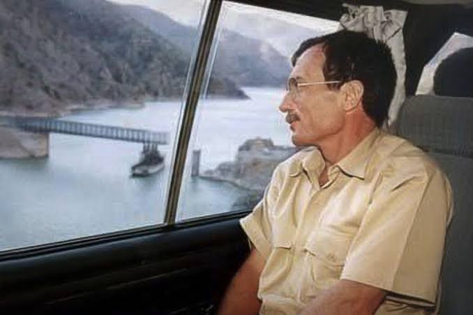 “O iyi insanlar, o güzel atlara binip gittiler.”

Dürüstlüğü ile örnek olan güzel insan.
Vefatının 19. yıl dönümünde saygı ve rahmetle.

Mekânın Cennet olsun. 

#RecepYazıcıoğlu