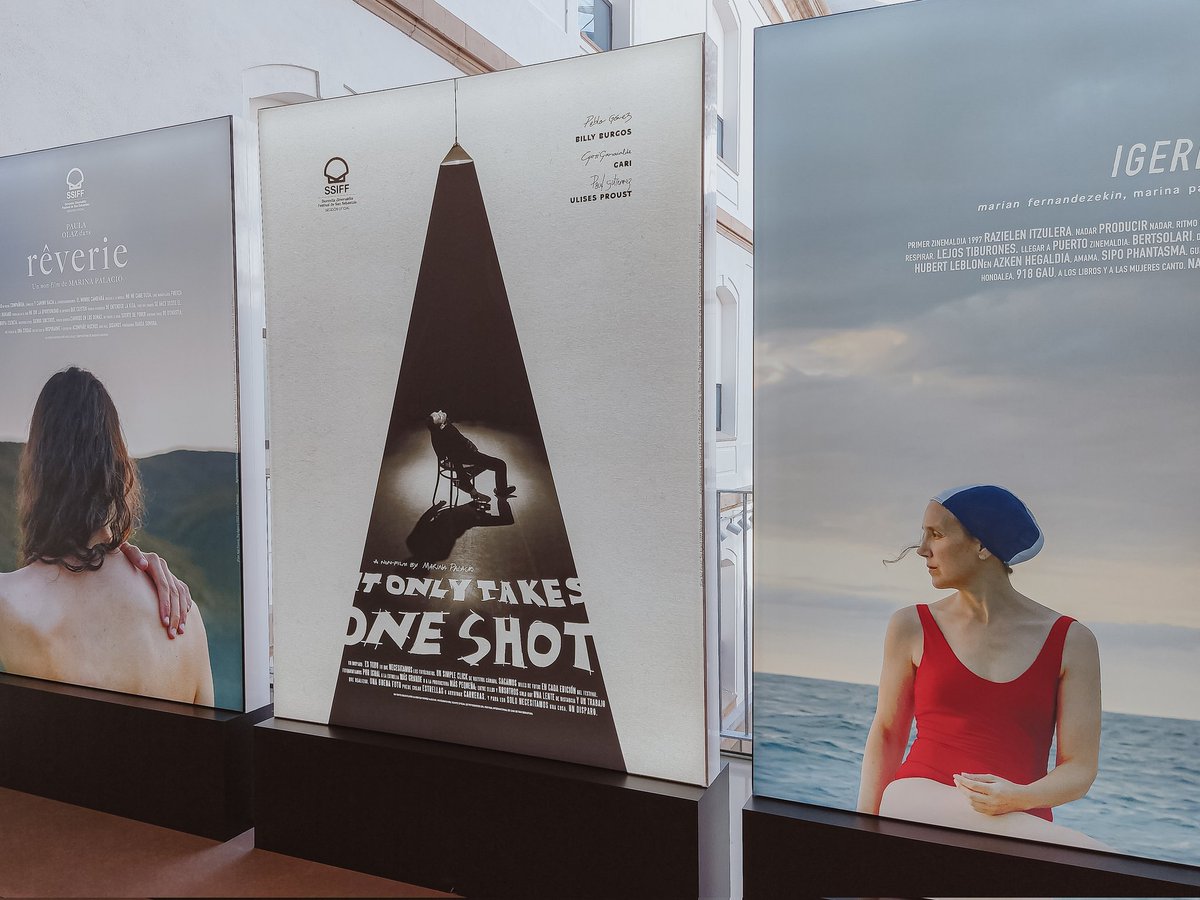 jokinfdez's tweet photo. Qué bonito y qué original el último proyecto de @marinapbur [Film Not Found_Try Again] que se estrenó ayer dentro del @sansebastianfes. 

Un homenaje a todas aquellas personas que están detrás de los focos a través de carteles de películas ficticias. Una preciosidad. ⚡ https://t.co/vBMYDMuMJH