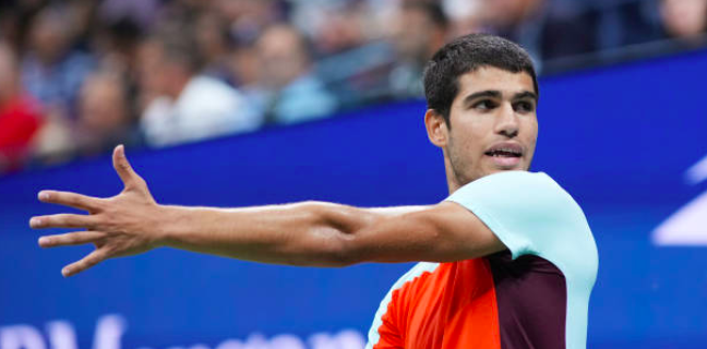 fermurciego's tweet photo. Después de la mejor victoria de su carrera, estaba claro que la prensa española (alguna) no sabría contenerse:

🗣️"Superará los 14 de Sampras, seguro"
🗣️"Creo que puede superar los 22 de Nadal"

Cero mesura, contexto nulo, periodistas transformados en profetas. No aprendemos. https://t.co/BeVCECjtIt