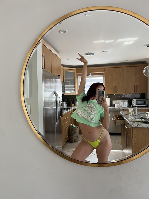 Sam, I love shirt! Made it crop! BDE! https://t.co/ruu0F7QVOZ