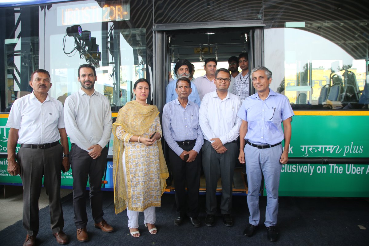 Uber_India's tweet photo. Gurugram, we’re starting a new ride. Now book your bus right from the Uber app for two pilot routes. 
We’ve partnered up with @OfficialGMDA for an initiative that uses technology to aid public transportation services.

- Pre-book seats
- Faster commute
- Safer rides https://t.co/ggWlv8z1Ky