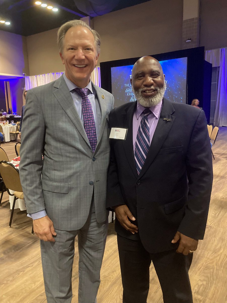NewstalkSTL's tweet photo. .@Chris_arps attended the Missouri Right to Life Banquet last night with special guest @TimTebow. @BobOnderMO #ProLife #MissouriRightToLife https://t.co/onVGyqF65l