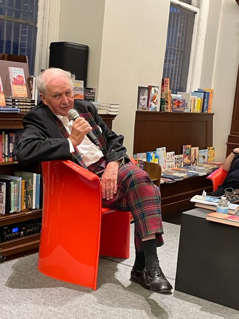 Alexander began his US/Canadian tour last night with an event at the wonderful @Rizzoli_Bkstore in New York. His delighted readers listened and laughed as he entertained them with all his usual wit and charm.