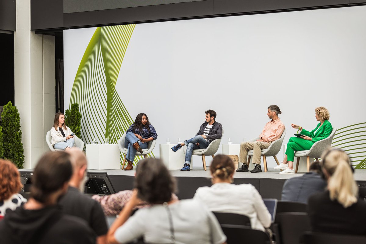 Discussing the evolution of #ClimateActivism – What is the 
Role of Climate Activists in todays’ Society?
David Hofmann, Giovanni Mori <a href="/GioSadVentures/">Giovanni Mori</a>, Daze Aghaji <a href="/DazeAghaji/">Daze Aghaji</a> and Majda Brecelj.
#sustainabilitydays Südtirol
sustainabilitydays.com