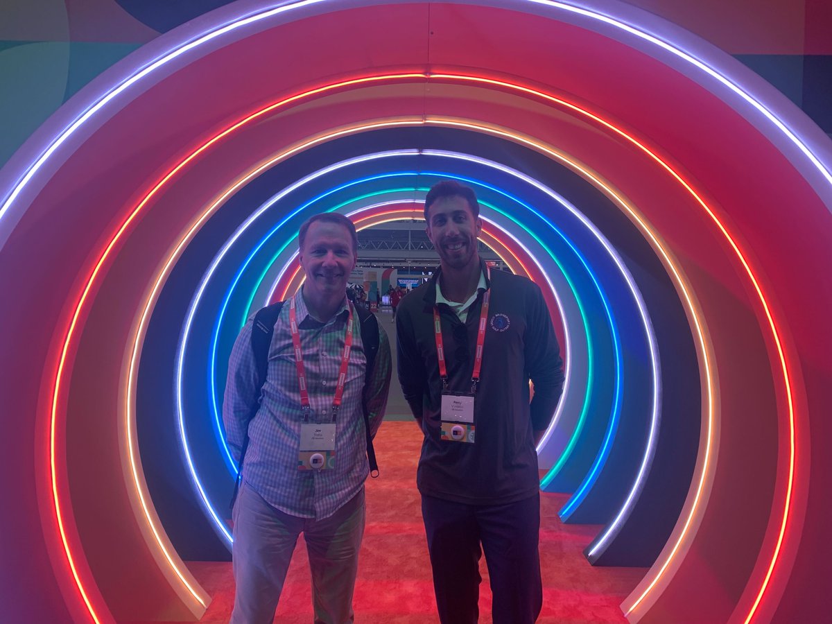 zift's tweet image. Looks like Perry and Jim are enjoying themselves at #inbound22 🙌 Thanks @HubSpot for kicking the event off right! #hubspotacademy #hubspotadmin