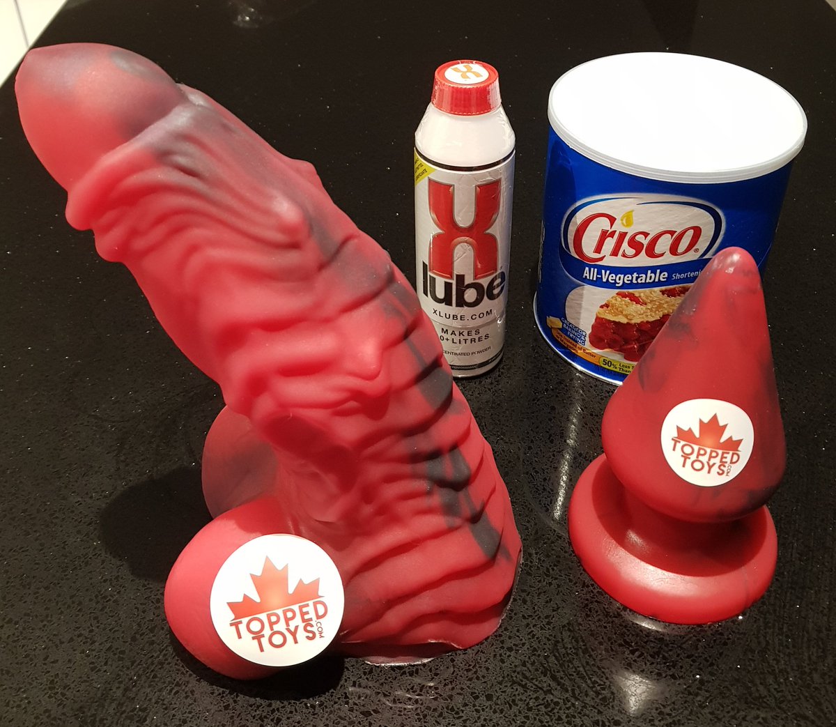 Time to play with a couple of new toys with <a href="/ToppedToys/">Topped Toys</a> #erebus105 #grip96 From the aweosme guys at Manhaus.