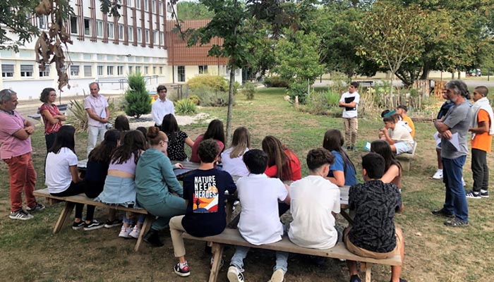 Lyceejeanmonnet's tweet photo. Jean Monnet, un vrai campus agricole
https://t.co/rZ4IknQFp9

https://t.co/TIPmHjlvJi https://t.co/xf4fiUBeuy
