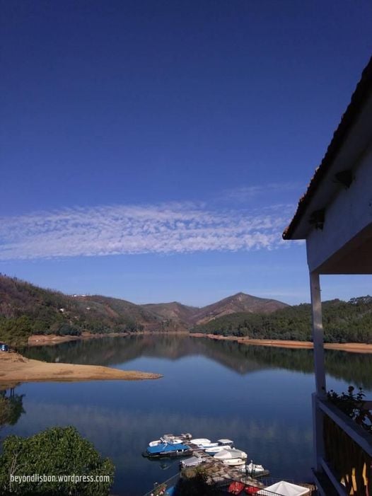 That time when 17 year old me entered a cellar with eyes closed. 
beyondlisbon.wordpress.com/2019/04/01/dor…
#Portugal #blogging #traveling #travelphotography