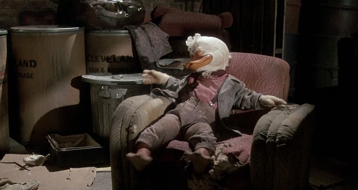 todayonscreen's tweet image. Today, September 8, an astrophysics lab tests a new laser spectroscope, accidentally yanking anthropomorphic duck Howard into Cleveland, Ohio from a different dimension (Howard the Duck, 1986)