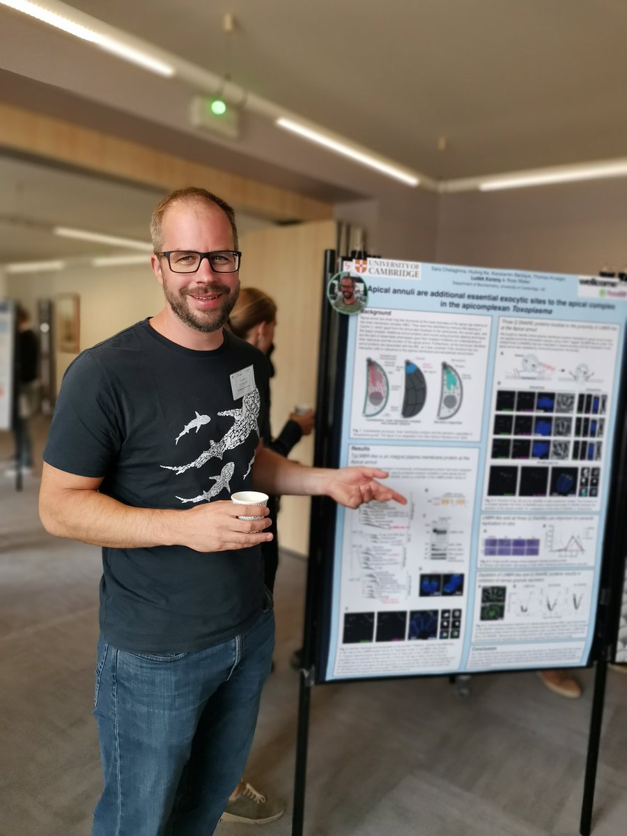 CamWallerLab's tweet photo. Suddenly a wild Ludek Koreny appears presenting cell biology of #toxoplasma #CJM4 https://t.co/3MTBaEBOGr