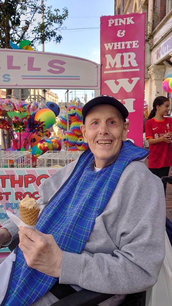 BOCS_England's tweet photo. One of our service users, Alan, had a trip out to Southport — he had a great day enjoying the sunshine with an ice cream! 🌞 https://t.co/WFZfKZBG4R