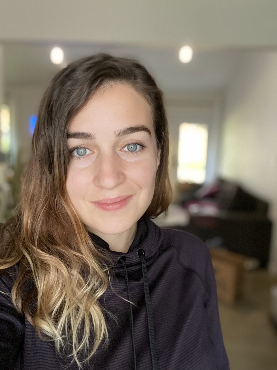 HiNataBeep's tweet photo. Going live! Come hang. Machine battles and chatting. 

https://t.co/EtqJCk9J1A 

#TwitchStreamers #live #HorizonZeroDawn #gamers #StreamingNow https://t.co/lvTTkn4xmz