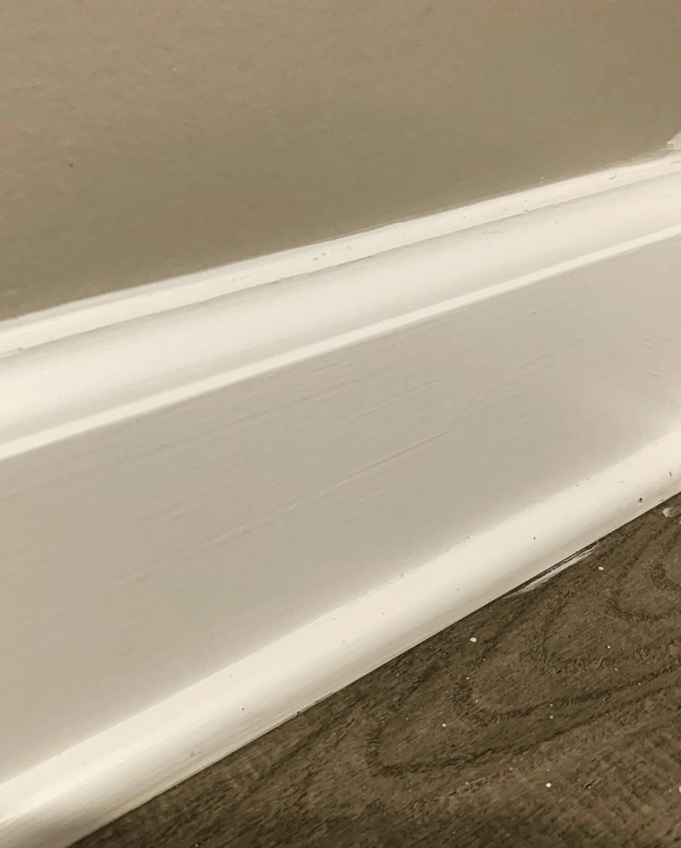 a_la_clean's tweet photo. Before and after pics of the baseboards in a recent cleaning job we just finished off in Vancleave, MS. Get your camp cleaned and arrive stress free and ready to vacation! #vancleavems #cleaningcompany #cleanbaseboards🧽💦 #deepcleaning #cleaningservice #cleaningbusiness #cleaner https://t.co/qnF2vhbMKo