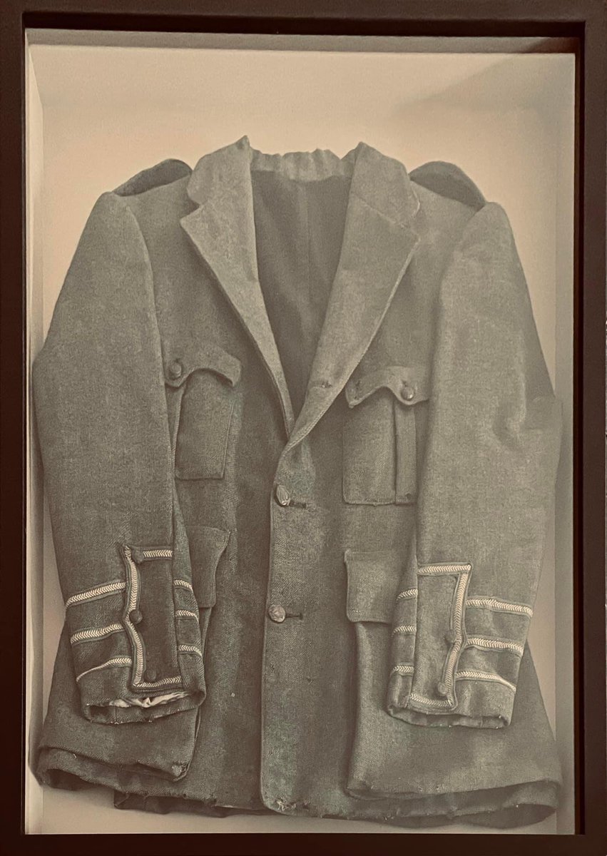 1916IrishCollector tweet media