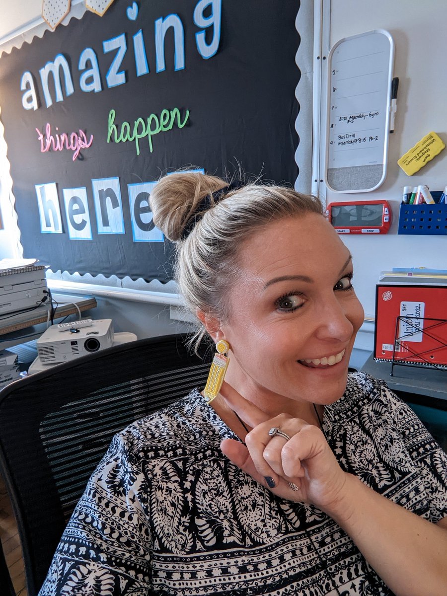 Mrs. Devery tweet media