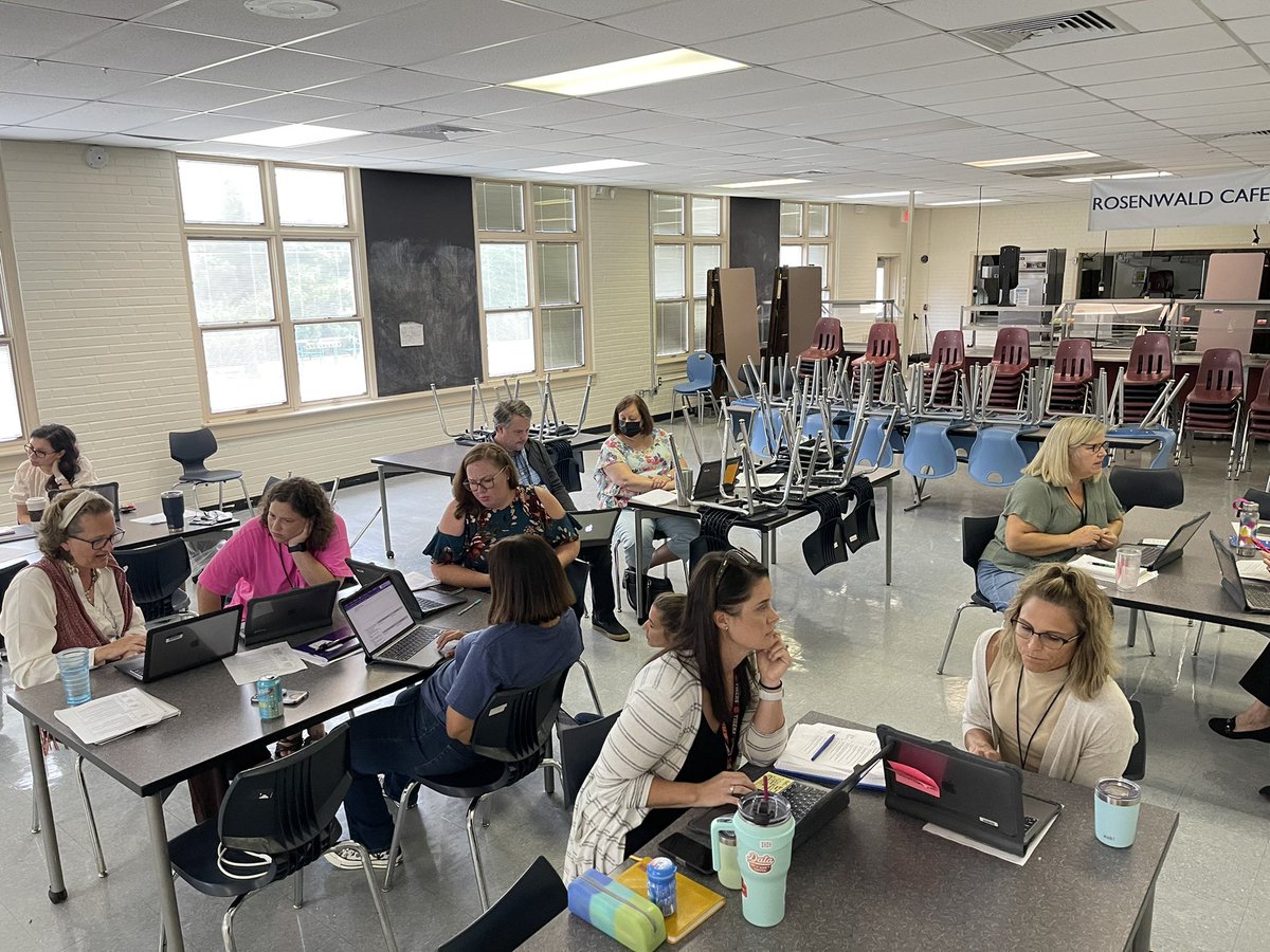 Natalie Osborne Smith, EdD (@smithno2) on Twitter photo Taking time to give feedback to each other in order to grow in reflection around leadership skill. Metacognition and support to go deeper is critical to growing. Thank you to the Special Services team for engaging today! <a href="/LexingtonOne/">Lexington County School District One</a> Taking time to give feedback to each other in order to grow in reflection around leadership skill. Metacognition and support to go deeper is critical to growing. Thank you to the Special Services team for engaging today! <a href="/LexingtonOne/">Lexington County School District One</a>