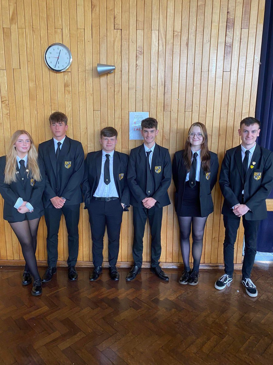 missturekbio's tweet photo. Brilliant morning running MVP seminars with junior pupils. Lots of great ideas about how to prevent violence and bullying. Special mention to the senior mentors who were excellent encouragement and role models! @SKingPE @ArbroathAcad @MVPScot https://t.co/D0hDvyqD4b