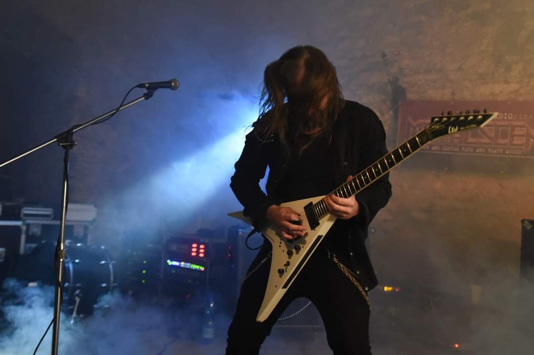 AnthologySk's tweet photo. Metal Fest 2022 was a blast!Thank you very much!
📷 by: MetalExpress!
This was our last gig this year because we want to finally finish the recording of our new album called ****** ***. 
Recording is going great.
Of course, we will prepare new
 mechandise for you as
 well!! https://t.co/bWmyLdIbUS