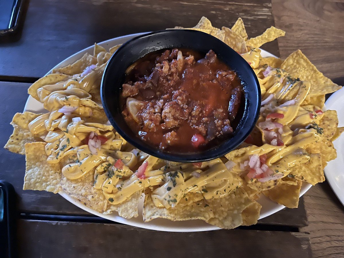 lifeinashell's tweet photo. Anyone up for some nachos? 🇲🇽 https://t.co/0aaDMYihI4