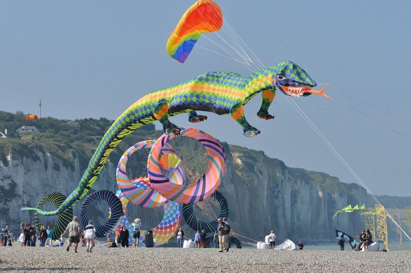 Isabelle DeNuit tweet media