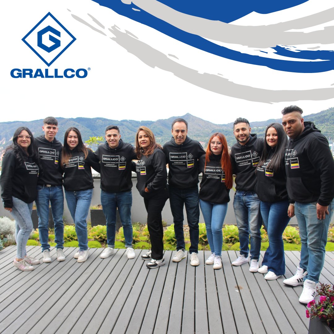 Grallcogroup's tweet photo. 16 AÑOS DE ESTA GRAN FAMILIA 😁🌎🛳🤝

Nuestra empresa está cumpliendo un año más desde su fundación, que ahora se ha convertido en una grandiosa familia. 

#Grallco #16Aniversario #16thanniversary #Aniversar16 https://t.co/LncAzWjiY7