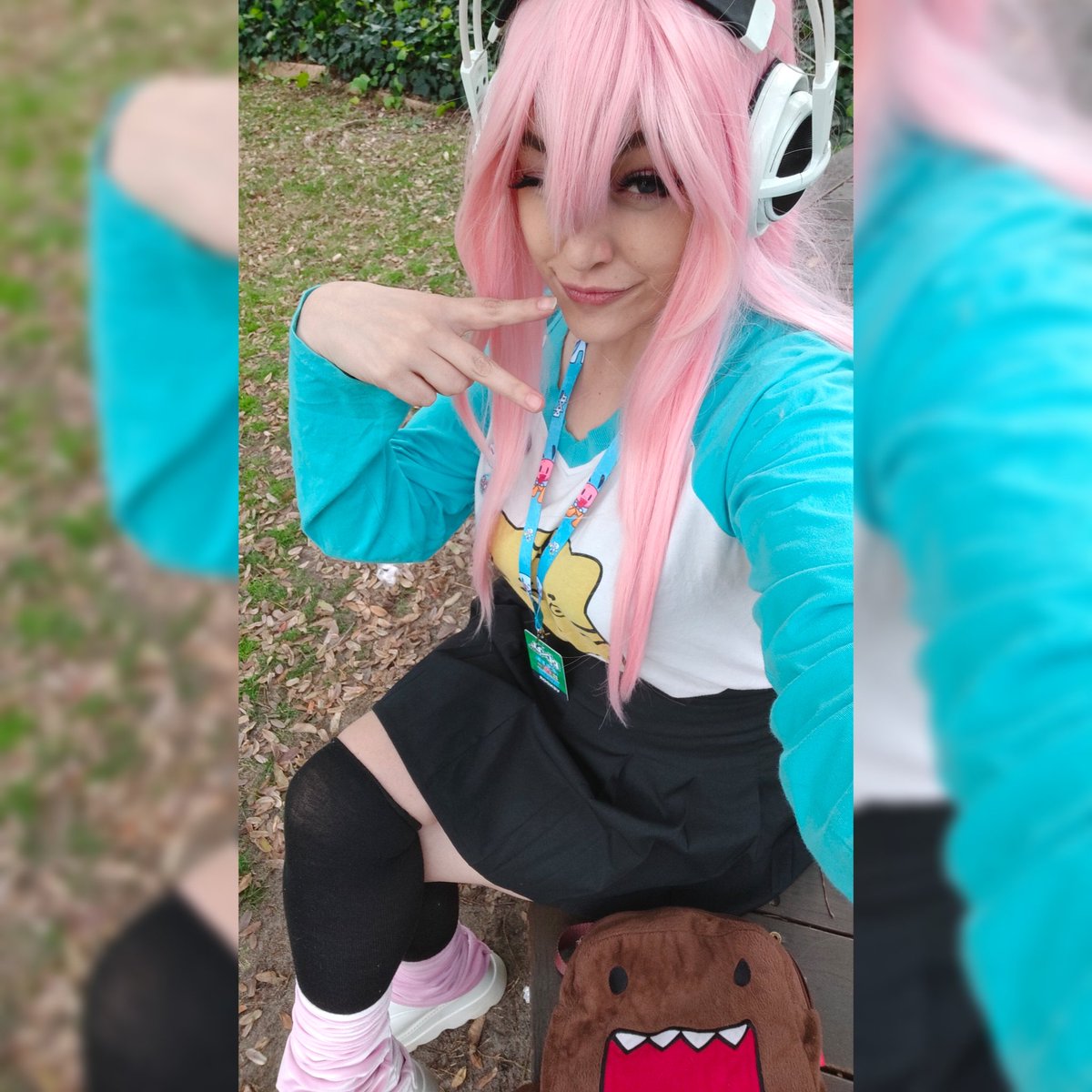 Ebyssal's tweet photo. My last minute Sonico cosplay that I threw together the morning of Pixel expo haha 💖

#SuperSonico #PixelExpo2022 https://t.co/7nojsUliLa