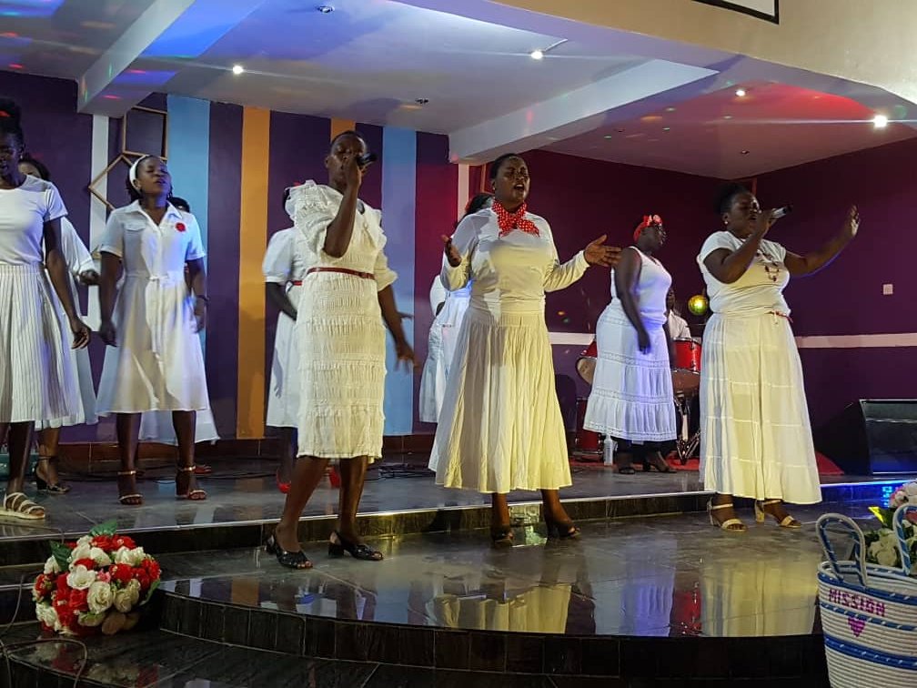 wayofsalvn's tweet photo. On Sunday 4th September 2022, it was the Women's Sunday and we were immensely blessed.
📌 Watch the amazing ministry that transpired
https://t.co/pKMdn6ovit
#WomensSunday on theme: #WomenOfWisdom
#WayOfSalvationChurch_Masaka https://t.co/RKWzlZpLjw