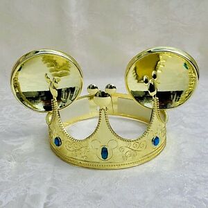 MartinLthQueen's tweet photo. Que cabrones, ya han empezado a vender merchandising del futuro rey Carlos. https://t.co/ZfVQsxlzVw